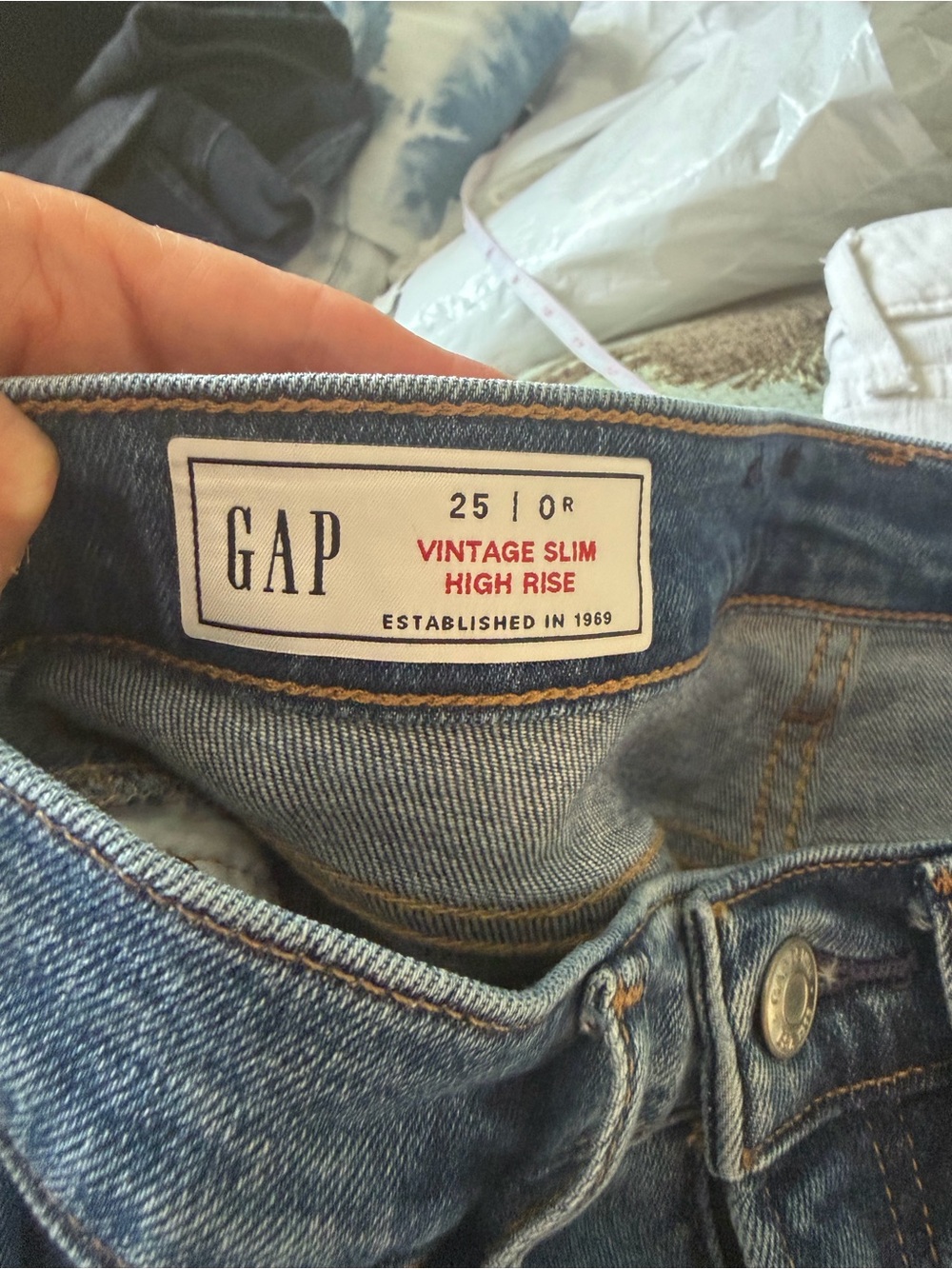 GAP
VINTAGE SLIM HIGH RISE JEANS - Picture 7 of 8